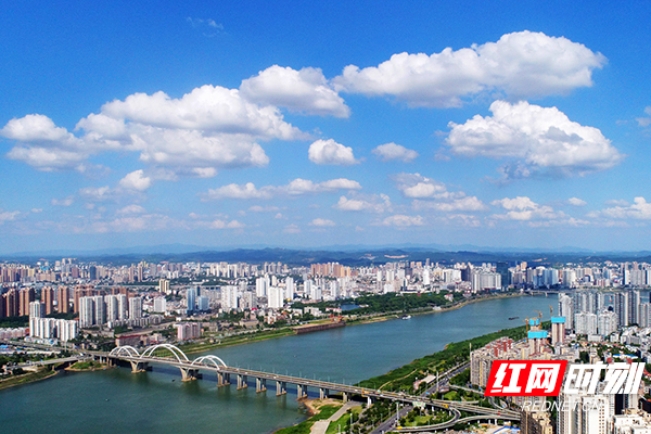 湘江兩岸。.jpg