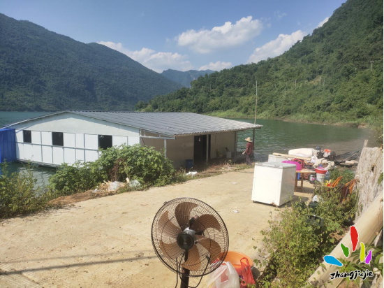   船屋拆除前。