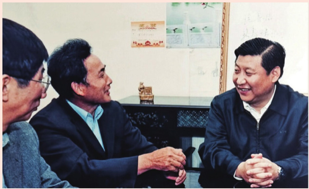 2003年4月24日，時任浙江省委書記習(xí)近平在浙江下姜村調(diào)研。